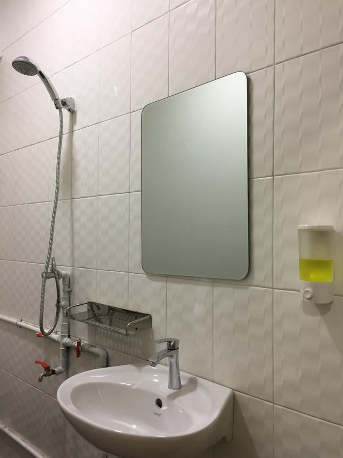 Celia Hostel Mandalay Dış mekan fotoğraf