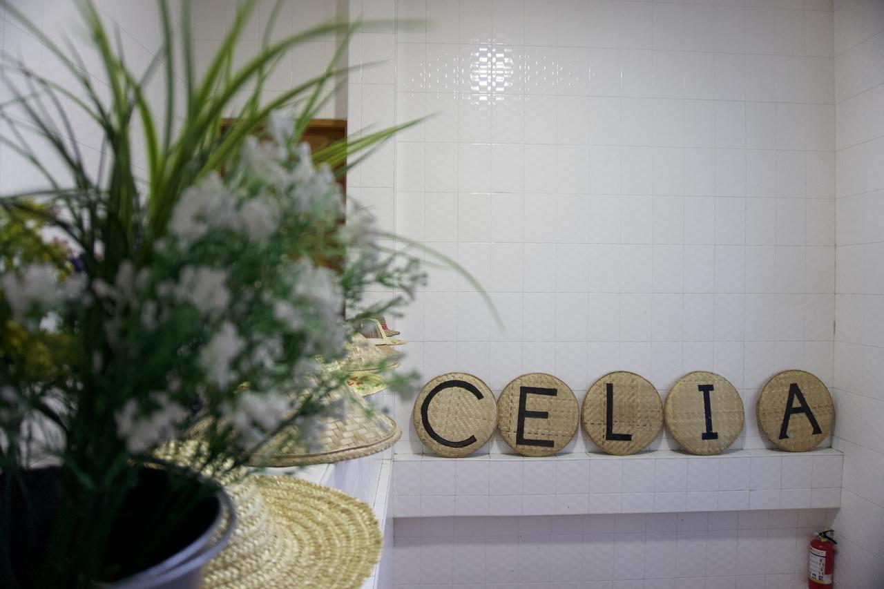 Celia Hostel Mandalay Dış mekan fotoğraf