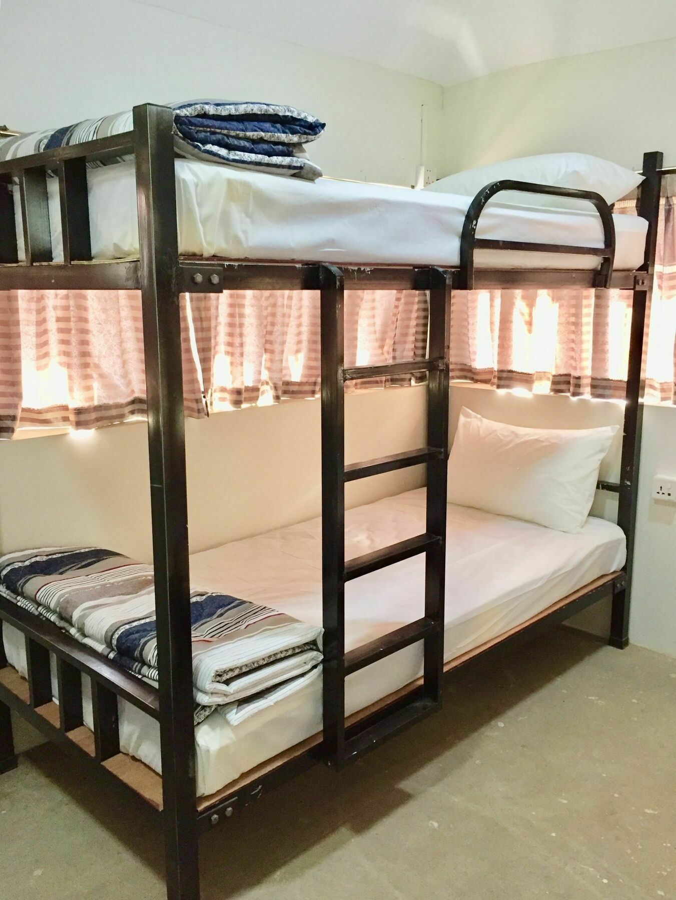 Celia Hostel Mandalay Dış mekan fotoğraf