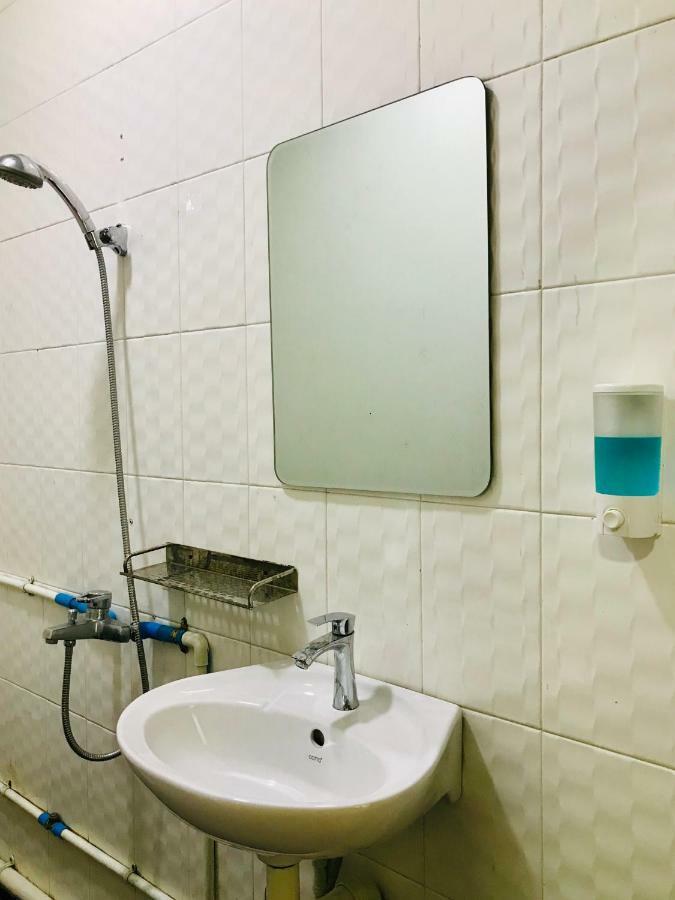 Celia Hostel Mandalay Dış mekan fotoğraf