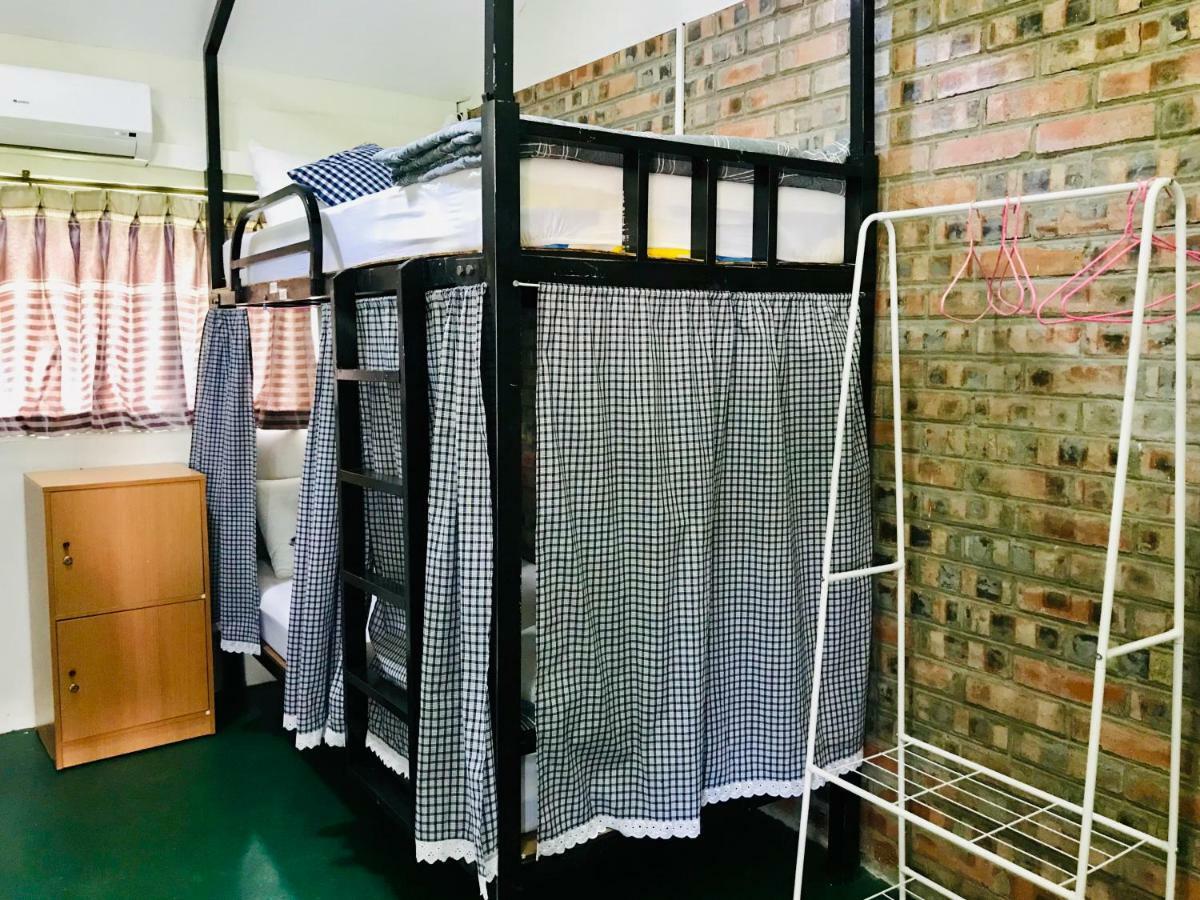 Celia Hostel Mandalay Dış mekan fotoğraf