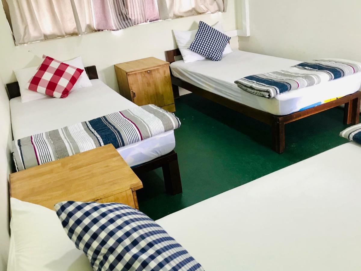 Celia Hostel Mandalay Dış mekan fotoğraf