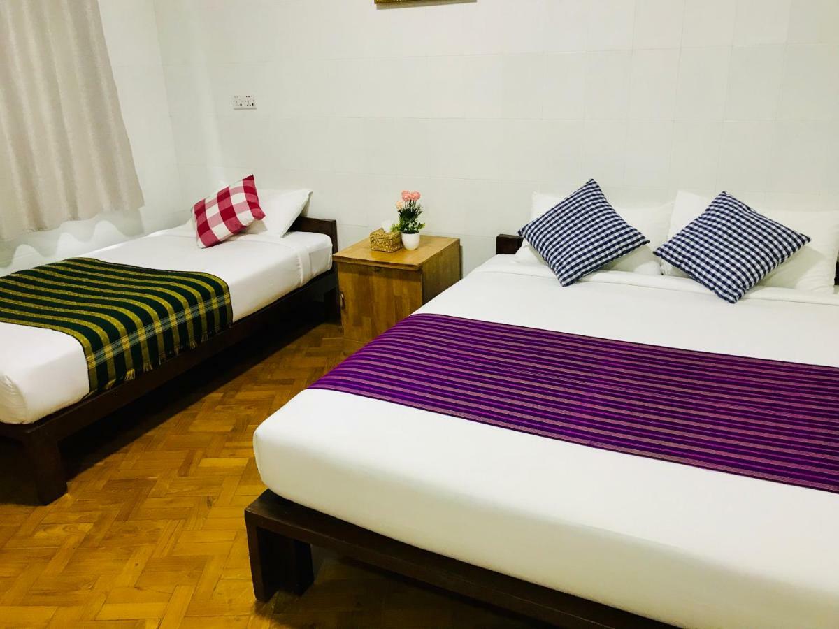 Celia Hostel Mandalay Dış mekan fotoğraf